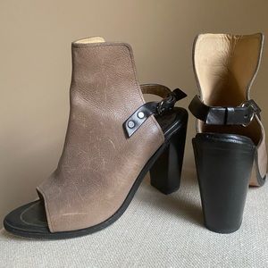 Rag & Bone Leather Peep-Toes Mules